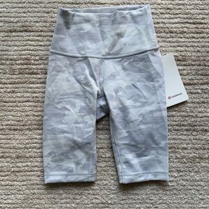 Lululemon Wunder Under High-Rise Camo Short 10” NWT Size 2